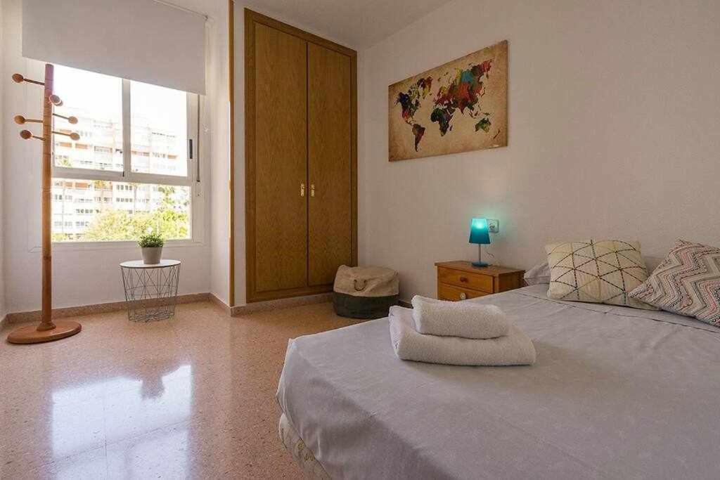 Appartement Oasis II Apartamento Playa Albufereta à Alicante Extérieur photo
